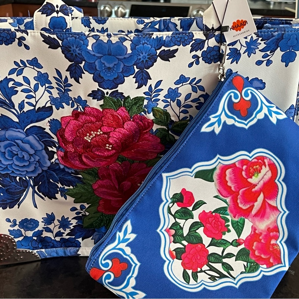 Women’s bag.  New with tag.